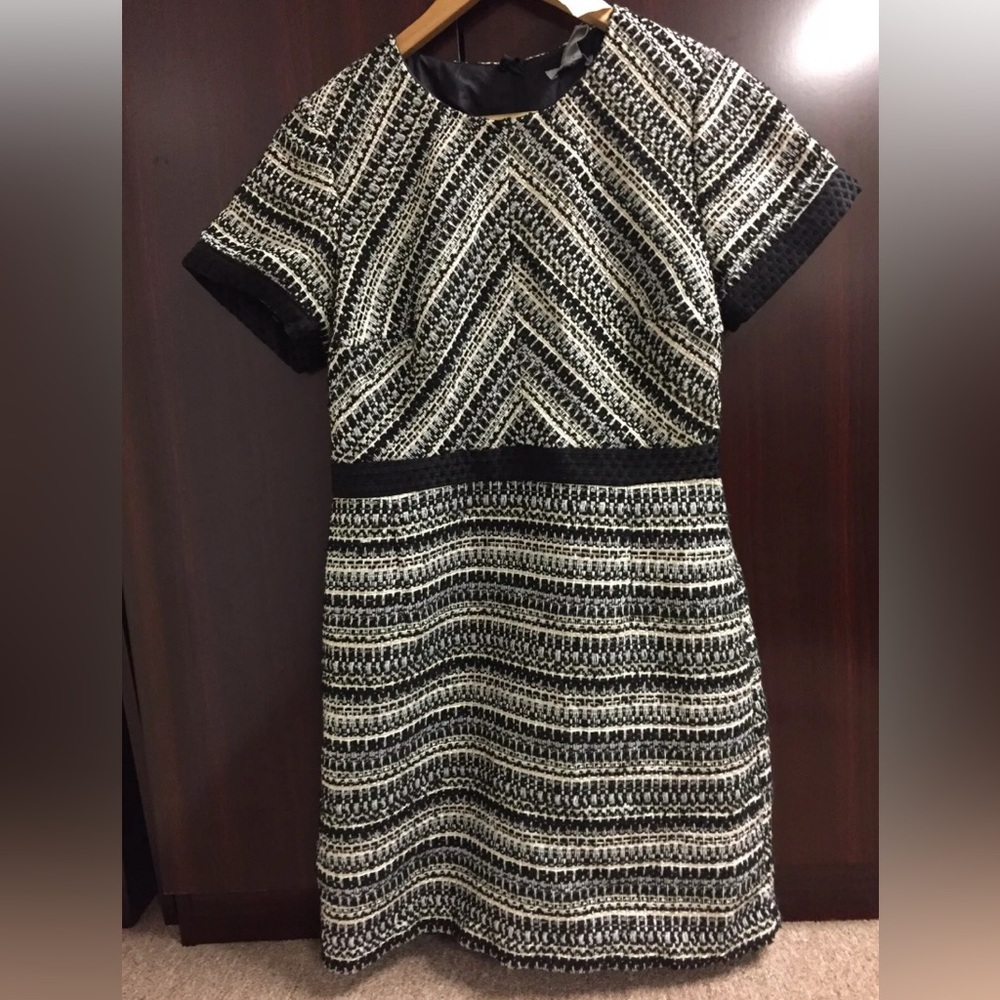 Women's black and white dress with lining and back zip